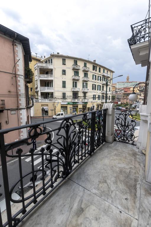 Cavour Guest House Ventimiglia Ngoại thất bức ảnh