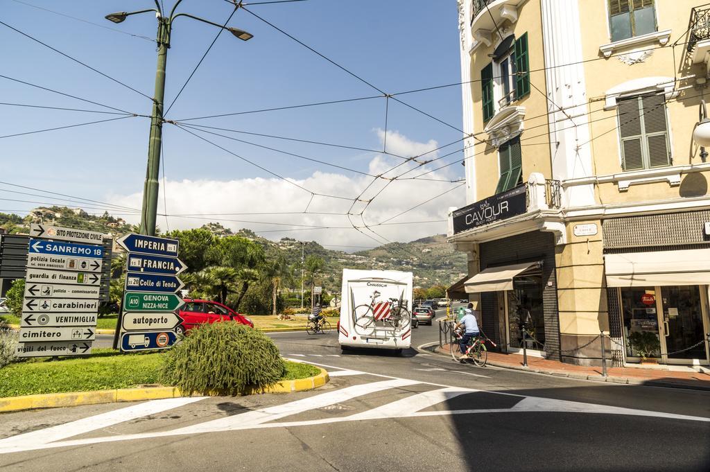 Cavour Guest House Ventimiglia Ngoại thất bức ảnh