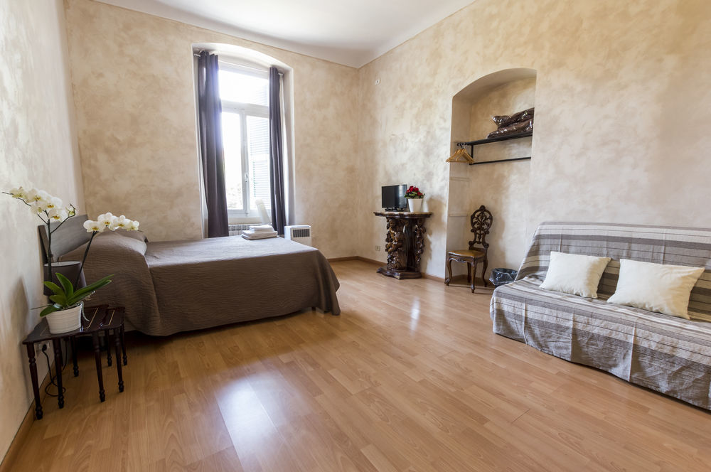 Cavour Guest House Ventimiglia Ngoại thất bức ảnh