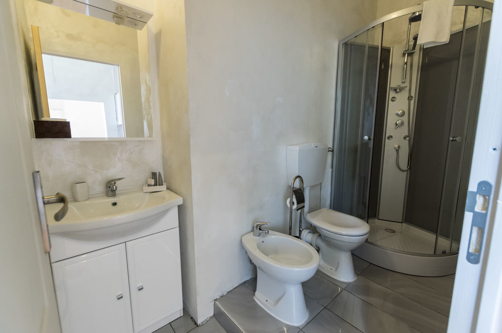 Cavour Guest House Ventimiglia Ngoại thất bức ảnh