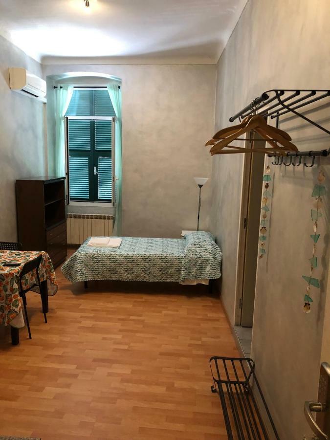 Cavour Guest House Ventimiglia Ngoại thất bức ảnh